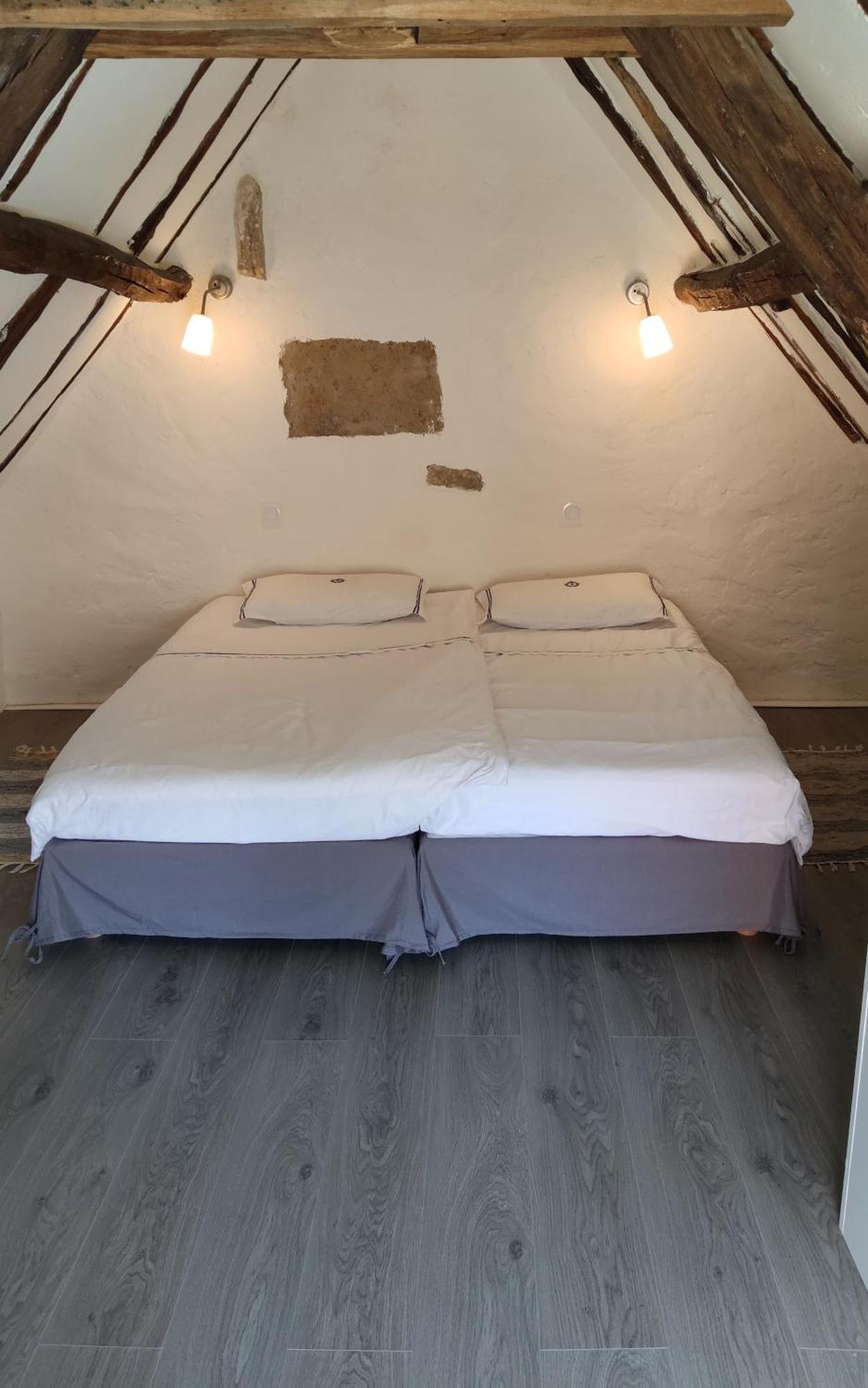 Holiday home La Maisonette Du Bateau Lavoir Semur-en-Auxois