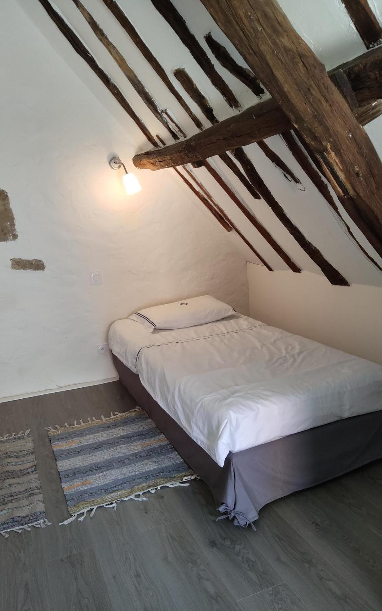 Holiday home La Maisonette Du Bateau Lavoir Semur-en-Auxois
