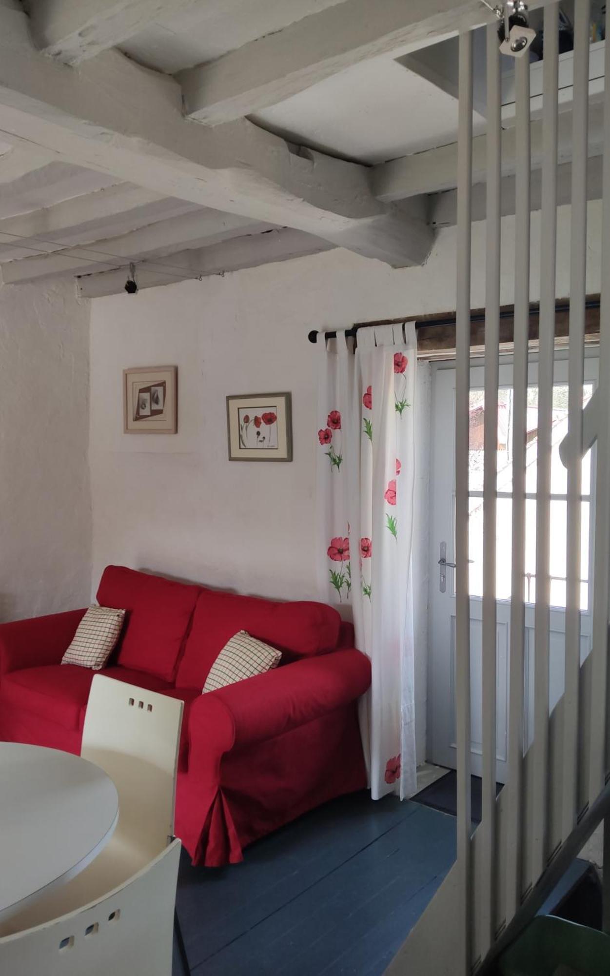 Holiday home La Maisonette Du Bateau Lavoir Semur-en-Auxois
